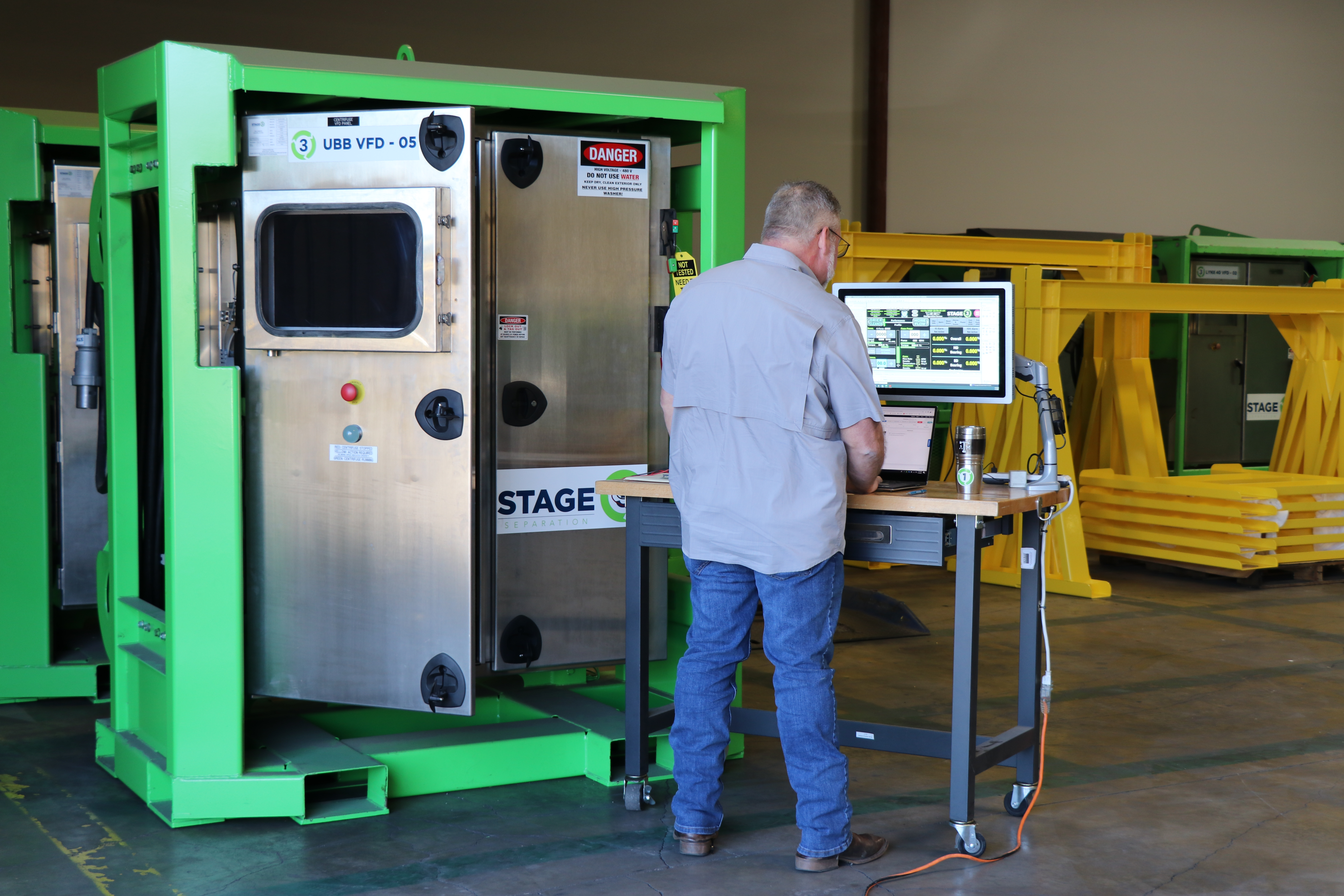 Stage 3 Separation laboratory equipment used for fluid and solids testing